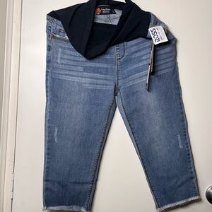 Maternity Shorts Size L